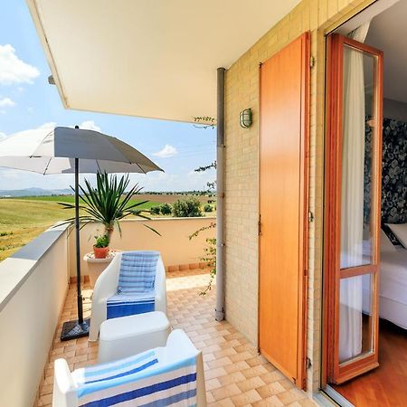 B&B Il Tiglio Порто-Сант'Эльпидио Экстерьер фото