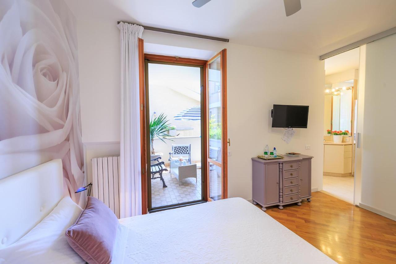 B&B Il Tiglio Порто-Сант'Эльпидио Экстерьер фото